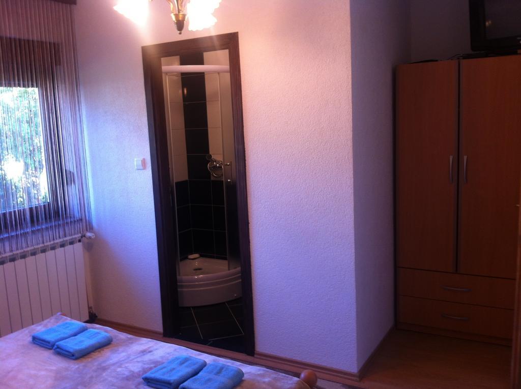 Hotel House Pribic Vrelo Koreničko Habitación foto